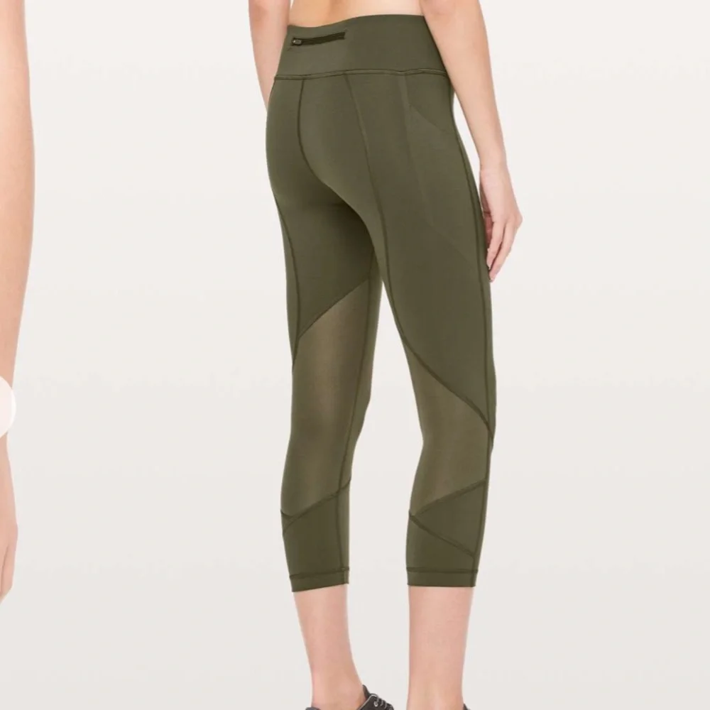 Lululemon Pace Rival Crop *Full-On Luxtreme 22